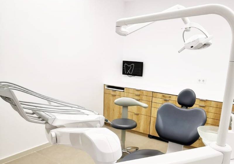 Quatre Dental cabina mataró
